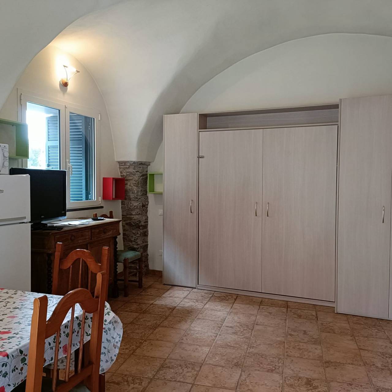 Ganze Ferienwohnung, Ferienwohnung für 3 Personen in Cipressa, Riviera di Ponente