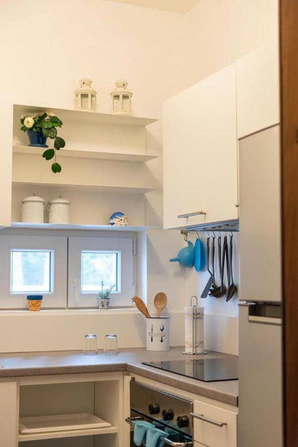 Ganze Wohnung, Two-Bedroom Apartment with Balcony and Garden View in Giovinazzo, Bari Provinz