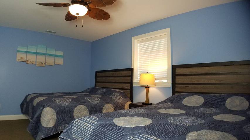 Vacation rental for 12 people, with balcony and pool in Lake Erie