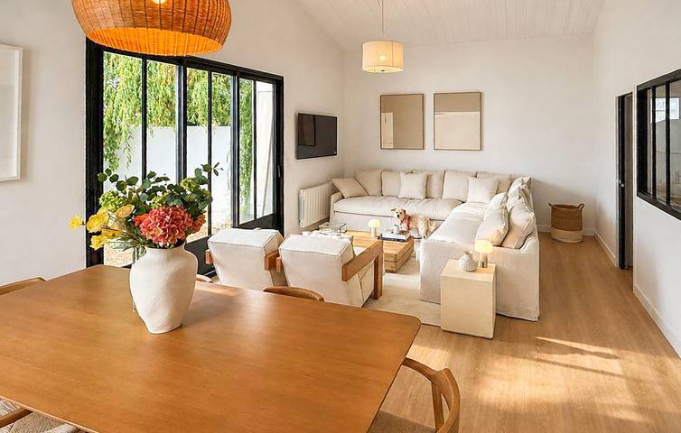 Location de vacances pour 8 personnes, avec Terrasse et Jardin à Les Portes-en-Ré - 2