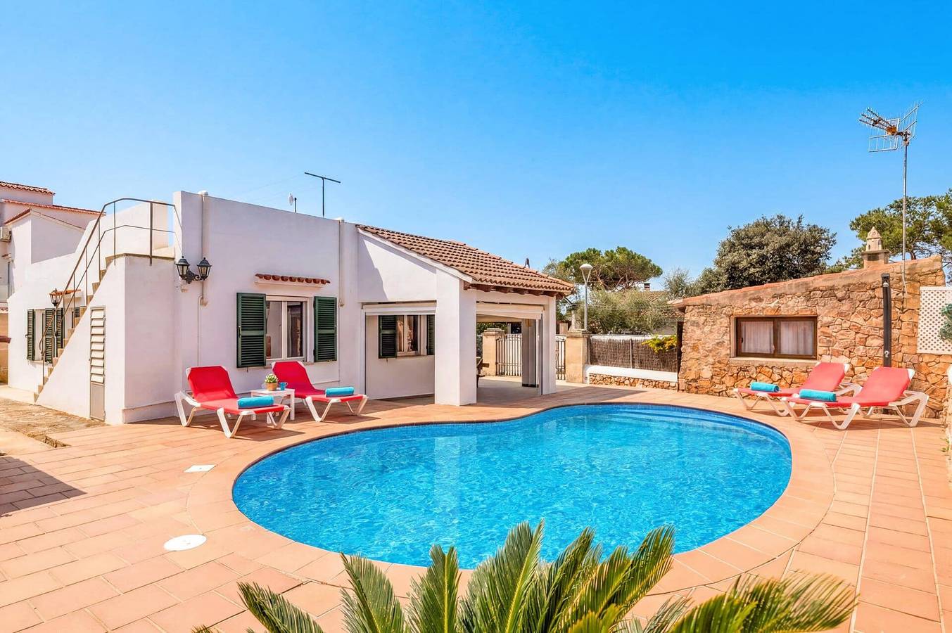 Villa pour 3 personnes avec jardin in Cala Blanca, Ciutadella