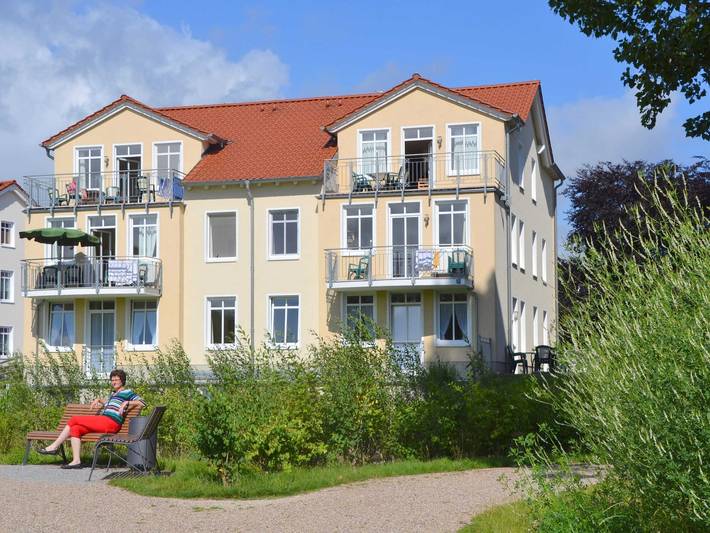 Ferienwohnung für 5 Personen, mit Terrasse und Garten in Drei Kaiserbäder