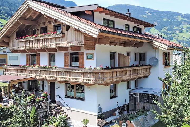 Ferienwohnung für 6 Personen, mit Garten in Ramsberg