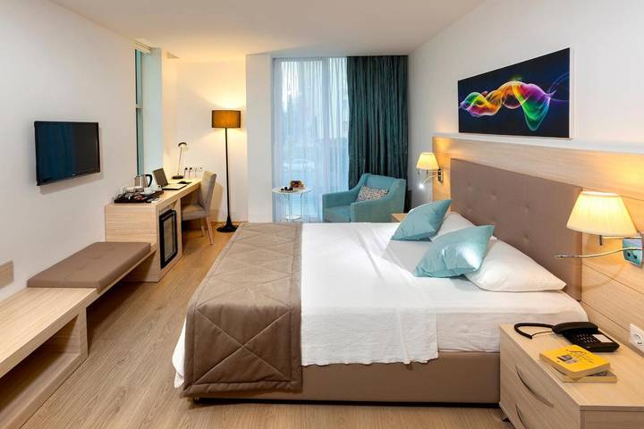 Appart’hôtel pour 3 personnes, avec jardin - 1