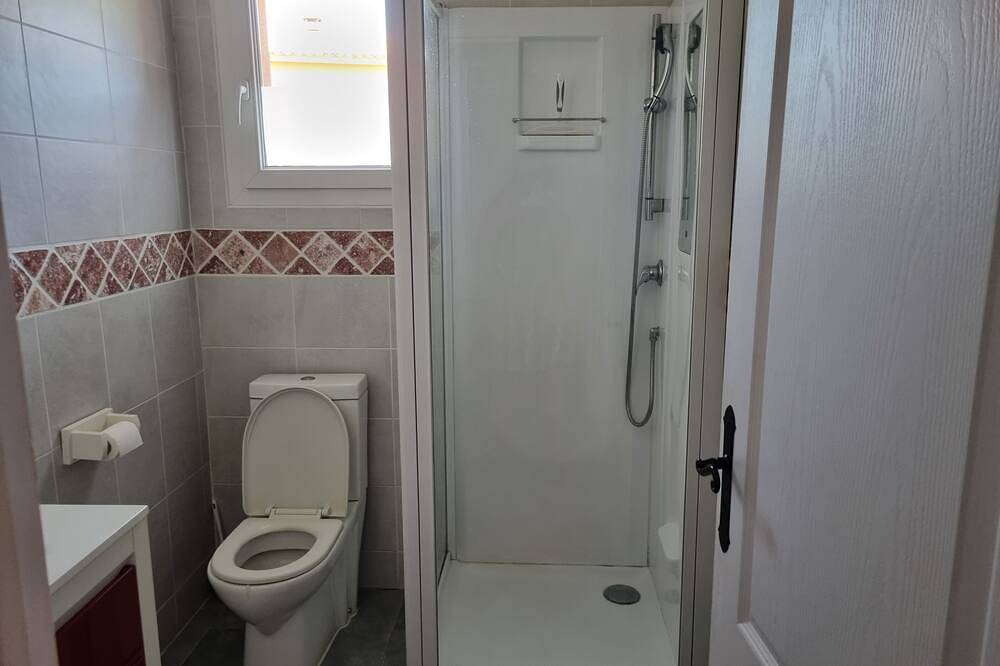 T3 55 M2 4 couchages terrasse et jardinet près des plages et commodités in Porto-Vecchio, Arrondissement de Sartène