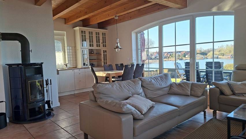 Ferienhaus für 4 Personen, mit Terrasse und Garten in Mecklenburg-Schwerin - 2