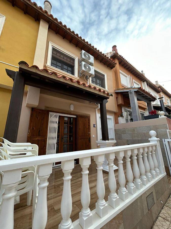 Bungalow para 5 personas, con balcón en Torrevieja