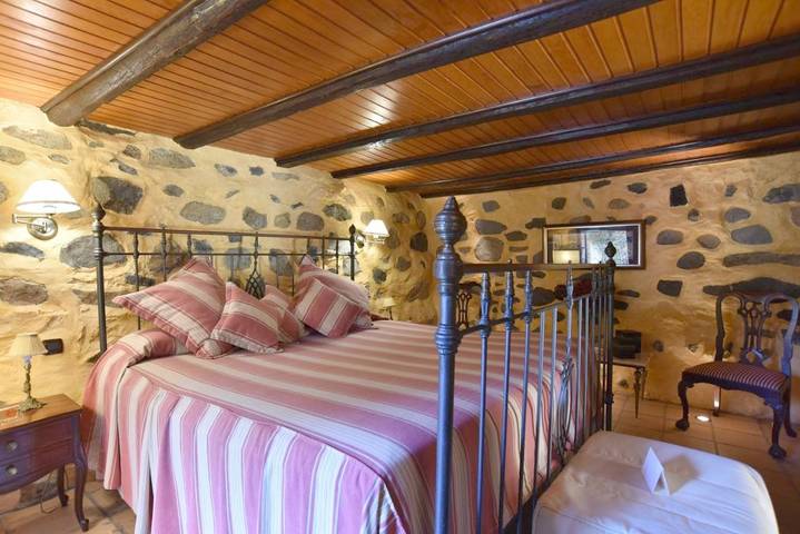 Casa rural para 3 personas, con piscina y sauna además de jardín y vistas en Teror - 4