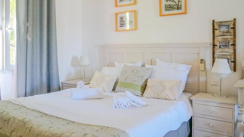 Maison d’hôte pour 3 personnes, avec jardin et sauna ainsi que piscine et terrasse à Gassin - 3