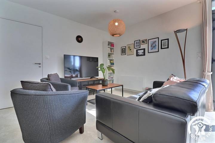 Gîte pour 6 personnes, avec jardin à Québriac - 4