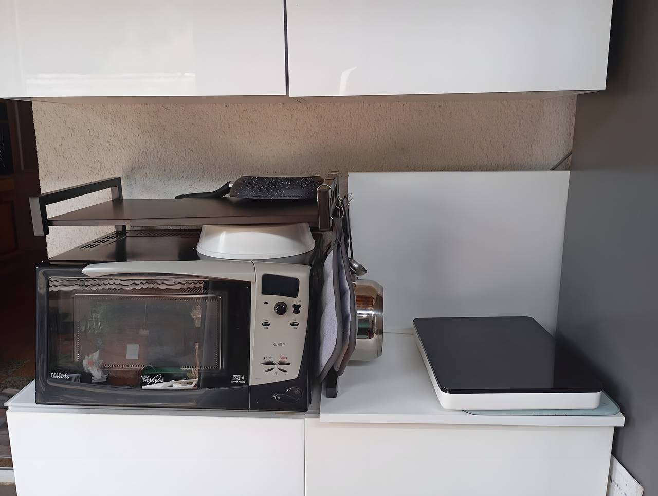 Chambre « Chambres d’hôte Bleue » avec piscine, terrasse partagées et Wi-Fi in Saint-Sébastien-d'Aigrefeuille, Parc national des Cévennes