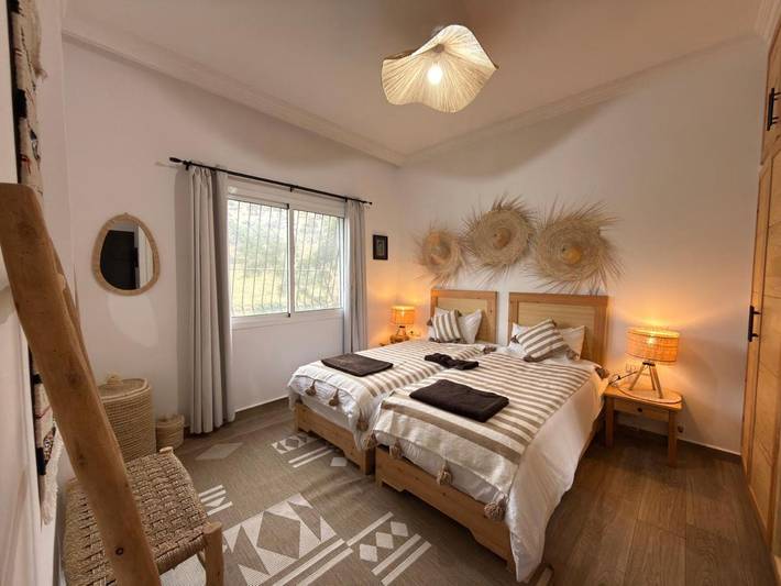 Apartamento de vacaciones para 4 personas, con vistas además de terraza y piscina - 1