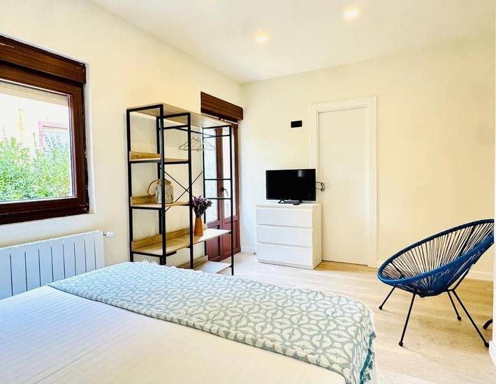 Casa rural para 2 personas, con balcón además de vistas y jardín en Santander