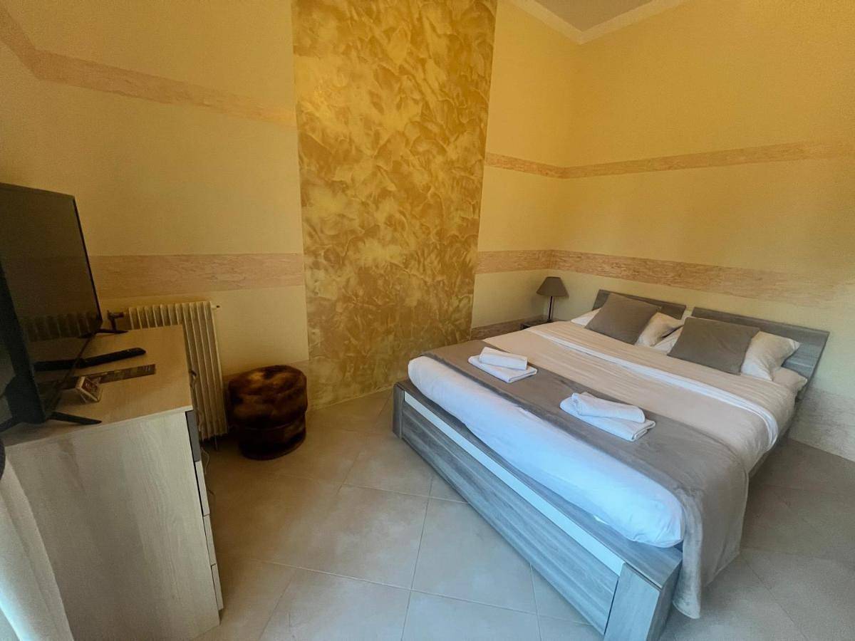 Appartement de vacances entier, Double Room in Chaumes-en-Brie, Seine-et-Marne