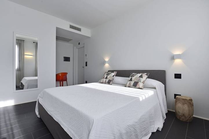 Villa in Favignana mit 6 Schlafzimmern 12 Schlafplätzen in Favignana Stadt, Favignana