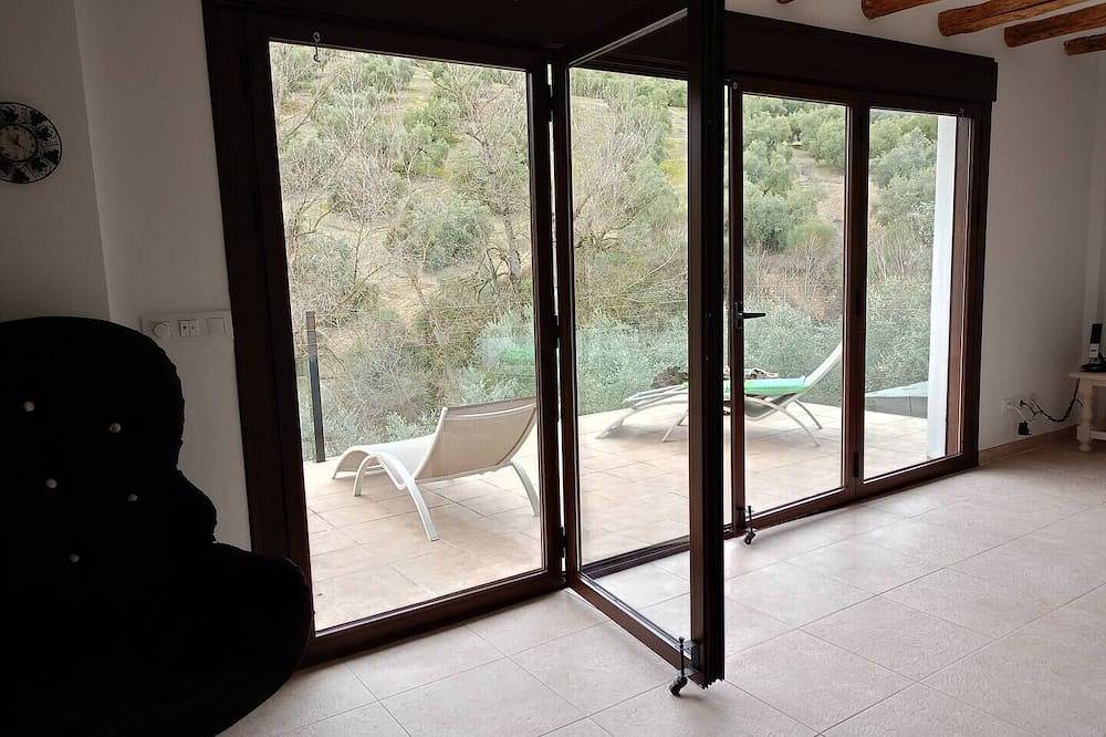 Andalusian Villa - Family Gatherings, Group Retreats & Nature Escapes in Iznájar, Sierras Subbéticas