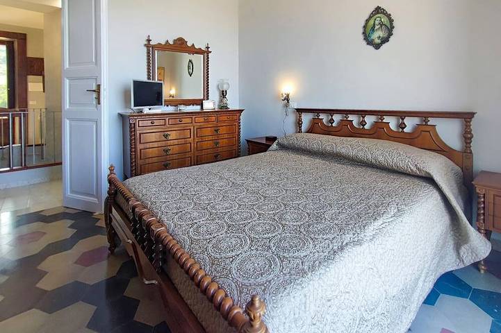 Awesome home in Patti with WiFi in Patti, Province de Messina