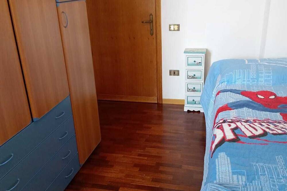 Apartamento entero, Quiet and comfortable, 4 km from the center of Spoleto - private parking in Spoleto, Provincia de Perugia