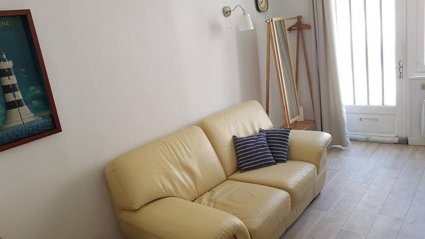 Gîte pour 2 personnes, avec balcon ainsi que vue et jardin, animaux acceptés à Aubin - 3