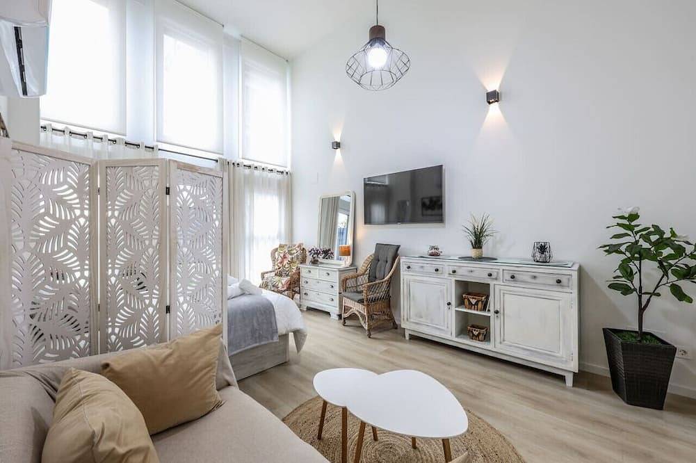 Apartamento entero, Fancy Studio with Terrace & Pool  in  Madrid South in Madrid, Provincia de Madrid