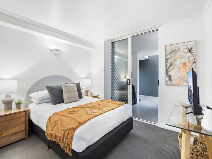 Apartamento entero, Cómodo 2 hab con piscina y estacionamiento seguro in Brisbane, Queensland