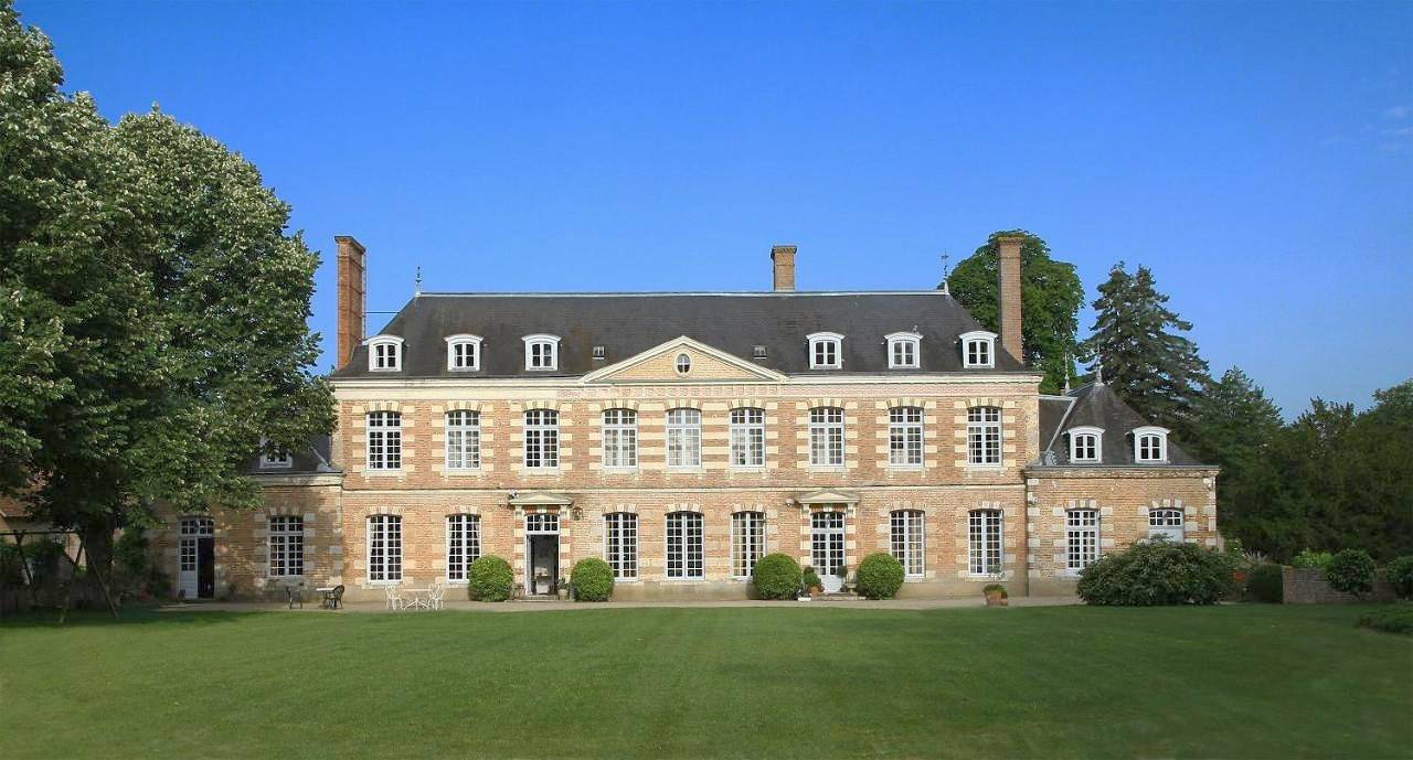 Château de la Giraudière in Villeny, Sologne