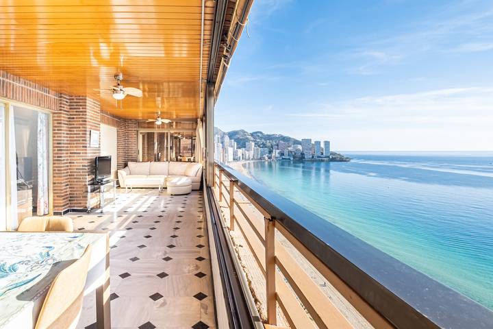 Apartament wakacyjny dla 8 osób w Benidorm