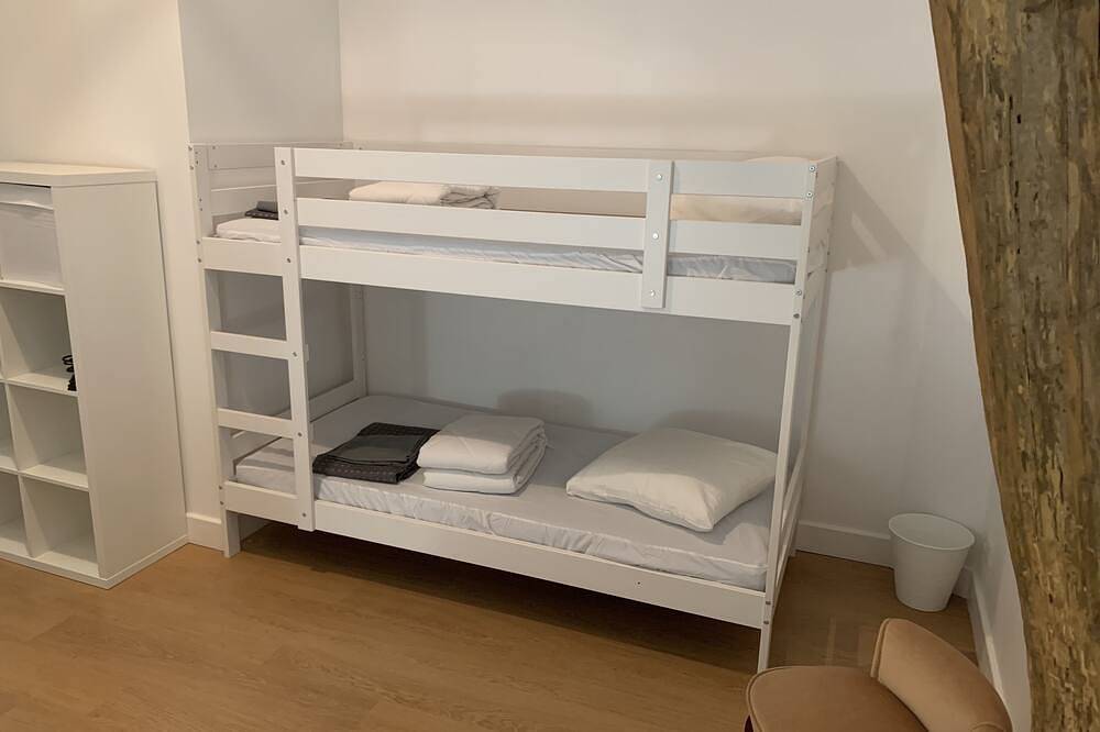 Gîte le Cœur de Givry, in Burgundy in Givry, Region Chalon-sur-Saône