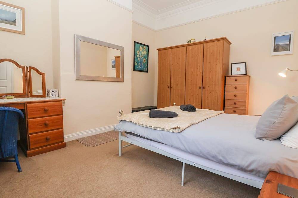 Sea Front Apartment, pet friendly, country holiday cottage in Hornsea in Hornsea, Östliches Yorkshire