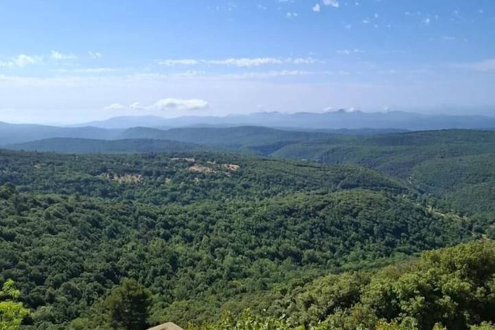 Location de vacances pour 6 personnes à Mons (Var)