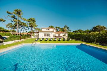 Villa pour 16 personnes, avec jardin dans Costa do Estoril