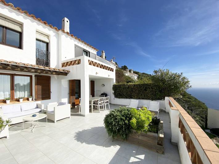 Casa rural para 6 personas, con Balcón además de Terraza y Piscina en Begur