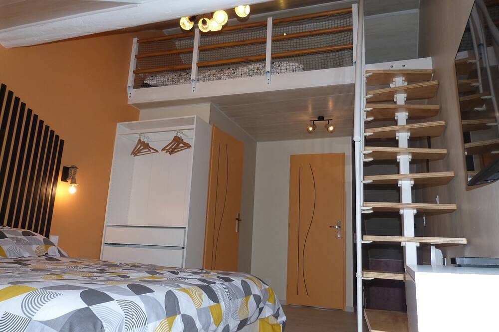 Entire apartment, Gîte \"la P'tite Maison\" 4 Personnes in Lamoura, Parc naturel régional du Haut-Jura