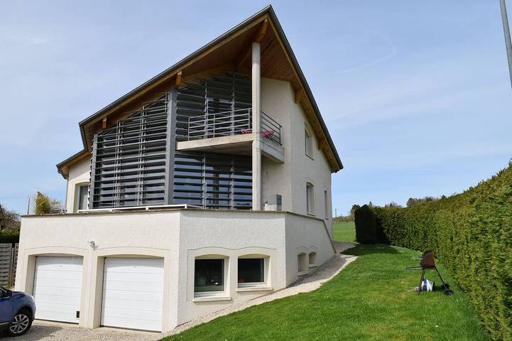 Maison de vacances pour 15 personnes, avec Balcon et Jacuzzi ainsi que Jardin et Piscine