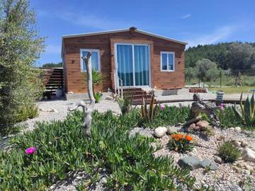 Bungalow für 4 Personen, mit Garten und Ausblick sowie Pool auf Rhodos