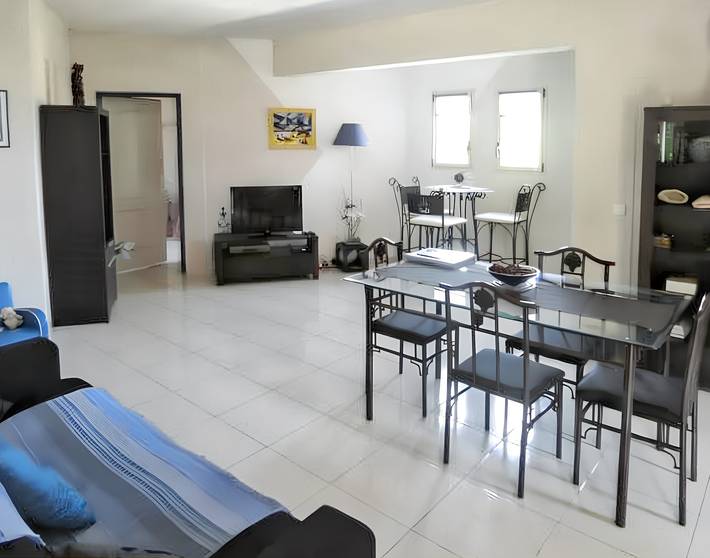Ganze Wohnung, Helles Apartment in Collioure mit Terrasse und Meerblick in La Côte Vermeille, Collioure