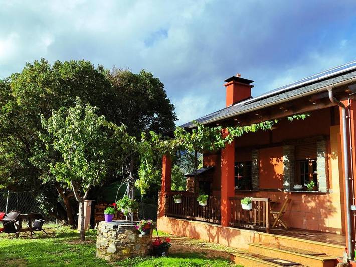 Casa rural para 4 personas, con jardín y vistas en Provincia de Orense - 2