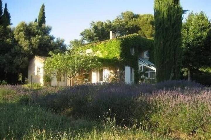 Ferienhaus für 8 Personen, mit Garten und Whirlpool