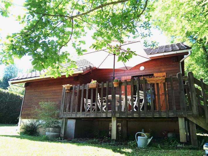 Location de vacances pour 4 personnes, avec jardin, animaux acceptés à Lacombe