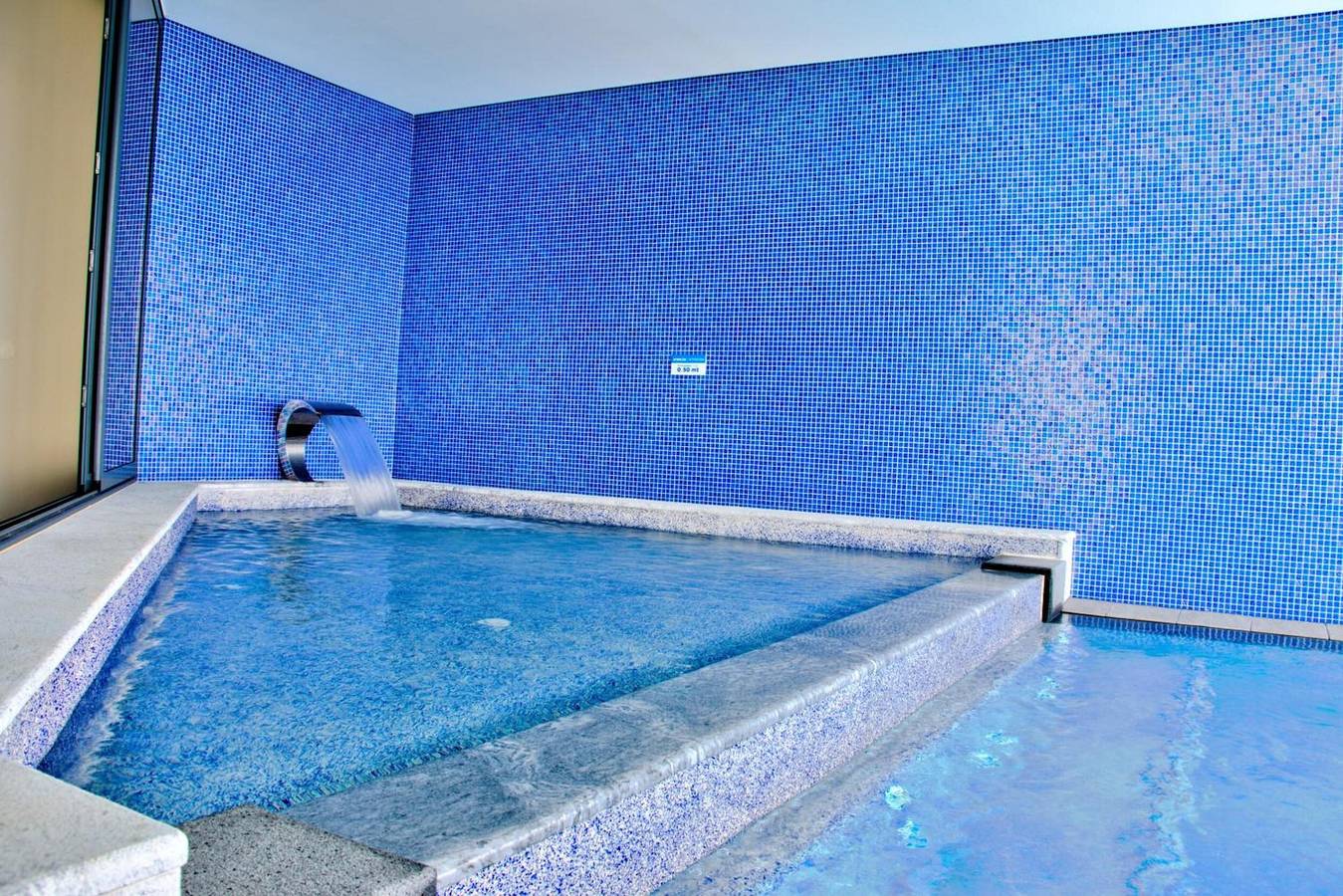Villa Ria Alvor – Pool, Jacuzzi, Sauna and Panoramic Views in Mexilhoeira Grande, Faro District