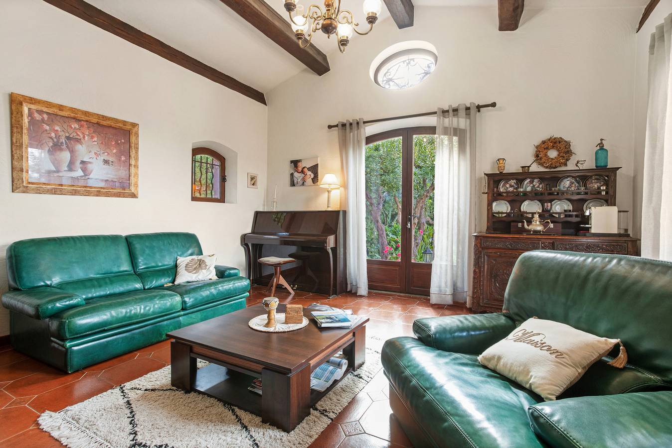 Casa de vacaciones 'Esterel' con vistas a la montaña, Wi-Fi y aire acondicionado in Les Adrets-de-l'Estérel, Massif de l'Esterel