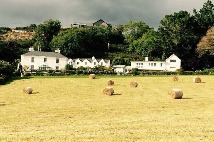 Holiday rental for 25 people, with hot tub and garden in Ireland