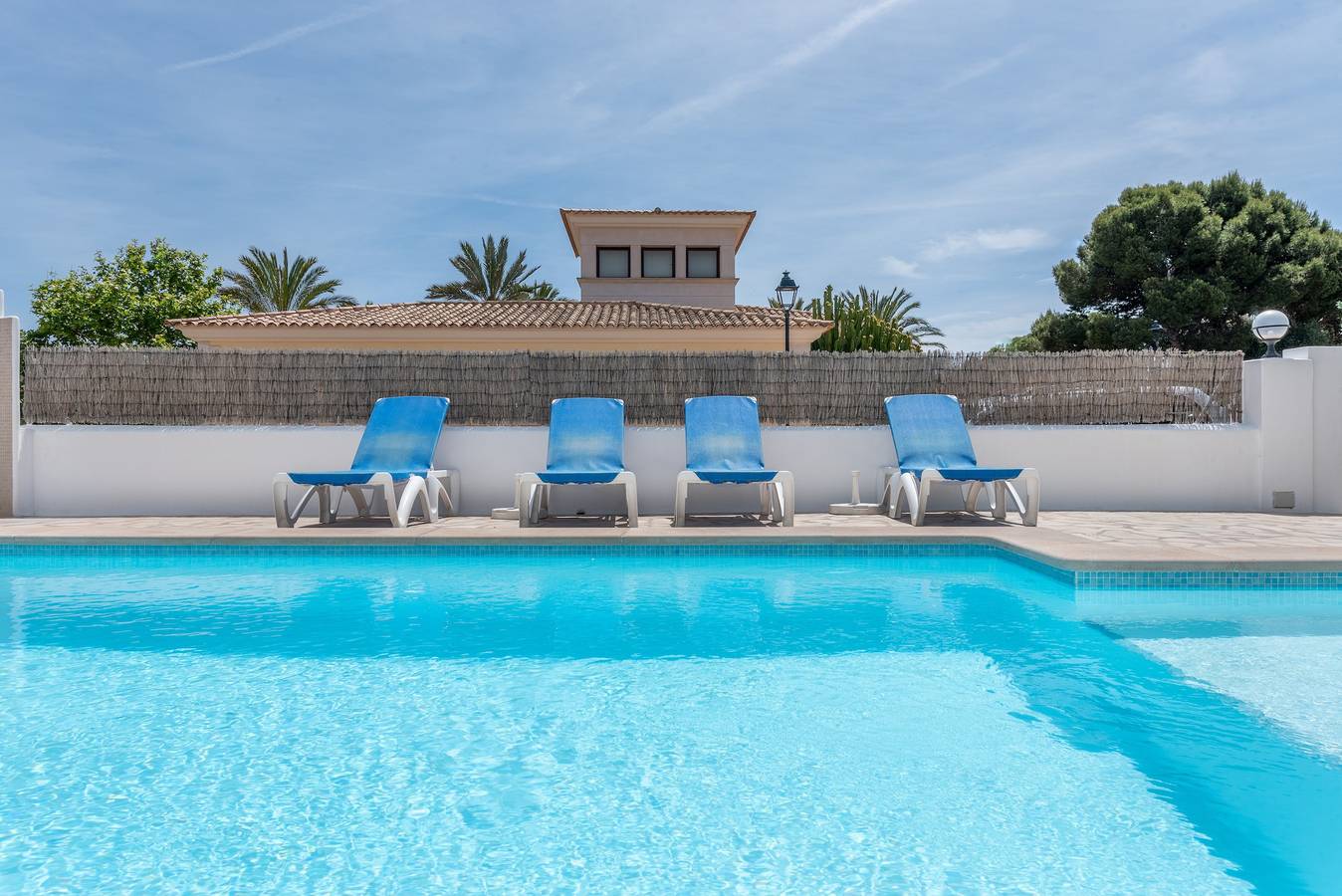 Appartement entier, Appartement climatisé avec piscine, Wi-Fi, balcon et proche de la plage in Cala Serena, Felanitx