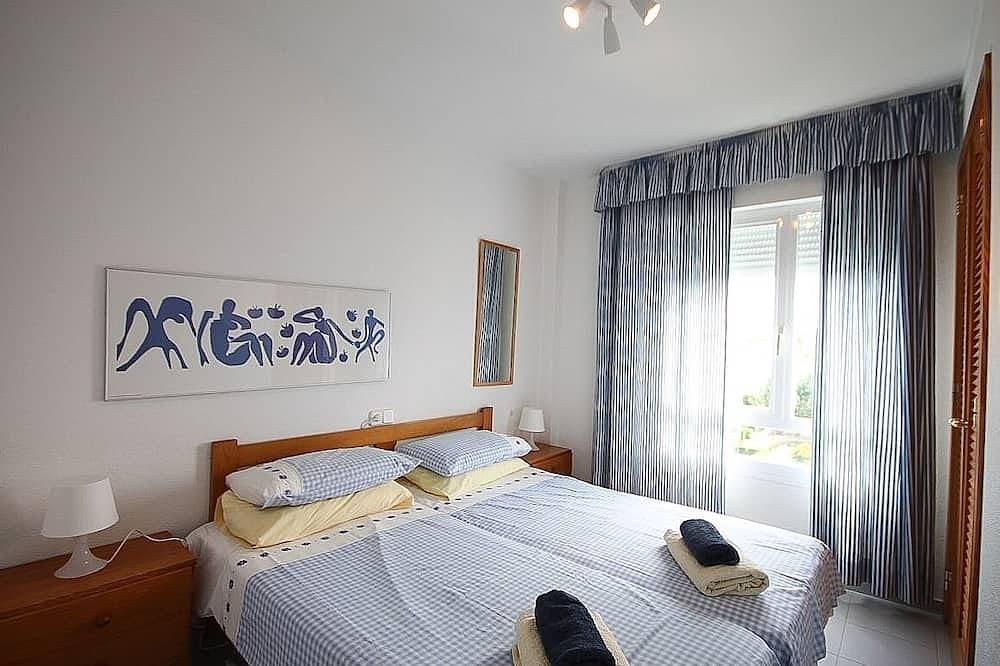 Entire apartment, Penthouse 3 Bed Apartment Roof Terrace Stunning Views Puerto Pollensa, Mallorc in Port de Pollença, Pollença