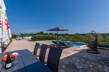 Villa per 4 Persone in Novigrad, Umago e dintorni, Foto 4