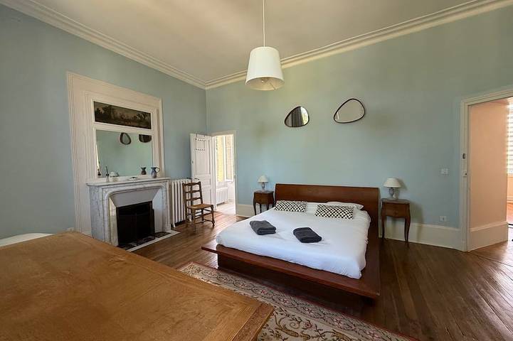 Location de vacances pour 24 personnes à Villeneuve-sur-Yonne - 2