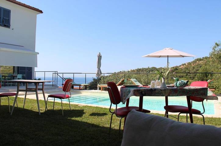 Chambre d’hôte pour 2 personnes, avec jardin ainsi que vue et piscine à Imperia - 4