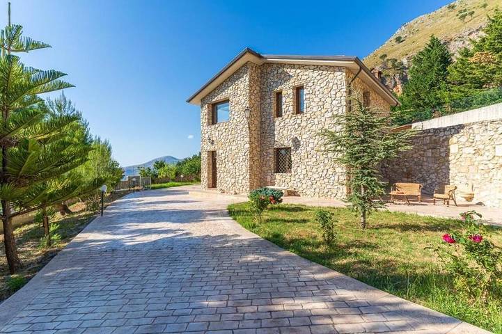 Ferienhaus für 8 Personen, mit Garten, mit Haustier