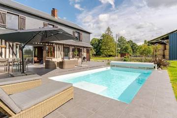 Gîte pour 7 personnes, avec vue ainsi que jardin et piscine à Saint-Pierre-des-Ifs