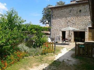 Gîte für 2 Personen, mit Garten und Terrasse, mit Haustier in der Ardèche